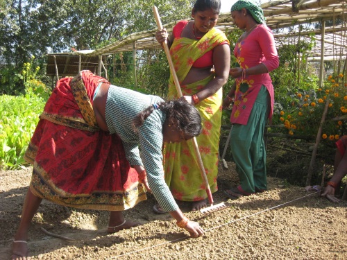 Kvinderne fra landsbyen Soiya i det sydlige Nepal, er på Gamcha for at lære mere om biodynamisk landbrug.